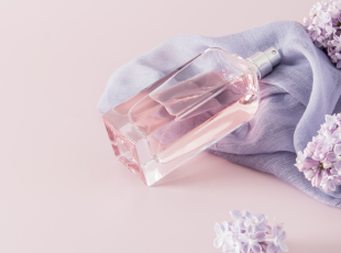 Ezek 2024 legnagyobb parfüm trendjei a szakértők szerint